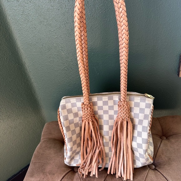 The Icon Damier Azur Medium Cashmere from vintage boho bags, only used twice - Picture 7 of 12